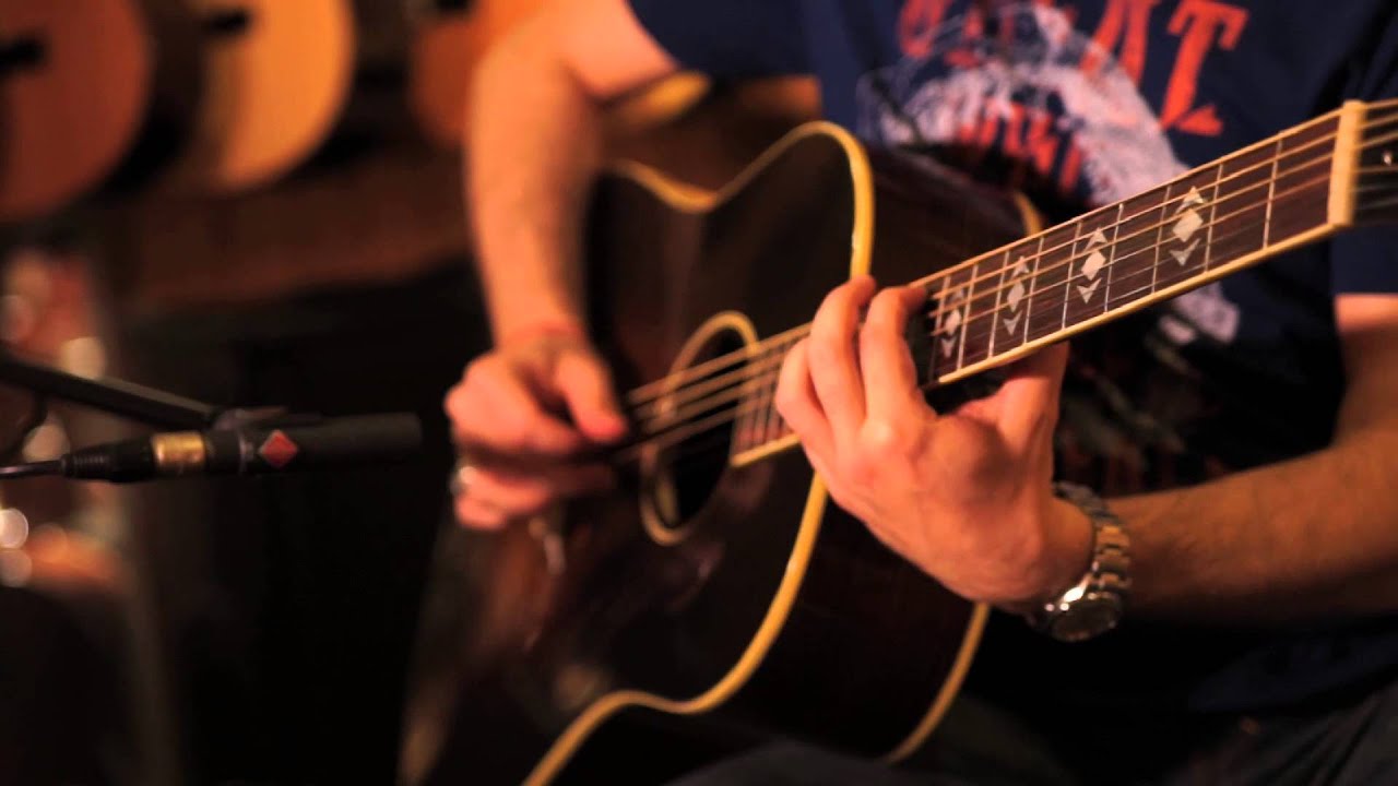Gibson Montana 1935 Advanced Akustik Gitar Tanıtımı