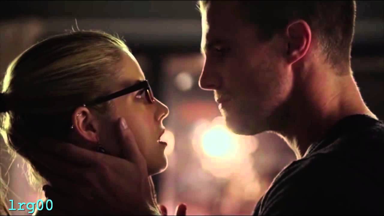 Arrow Oliver and Feclicity 