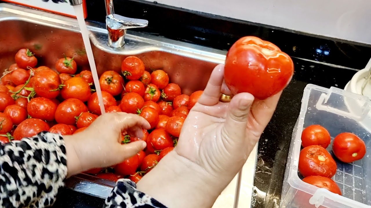 الطماطم اهم تفريزات لشهر رمضان كنت طول عمرى بعملها غلط وادى النتيجة