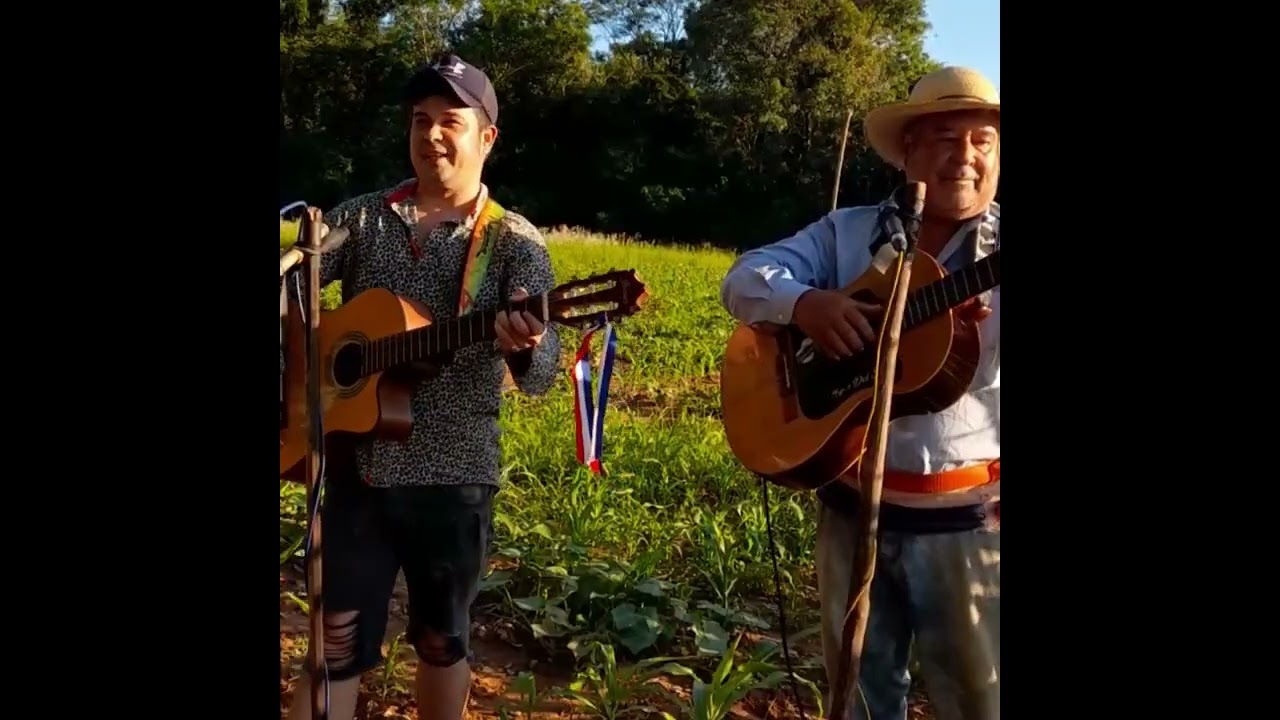 LOS HIJOS DEL SUR SALUDANDO DESDE LA CHACRA