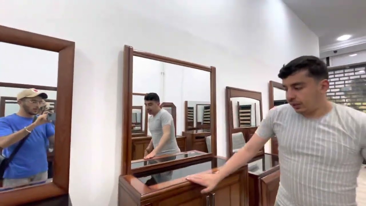 خزانة احذية رائعة بخشب الزان porte,عند موبليني القليعة chaussures en bois hêtre