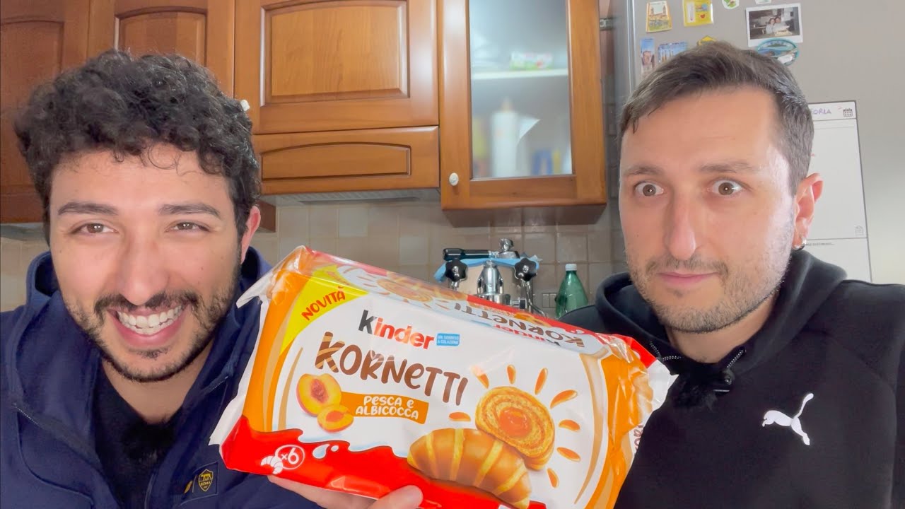🥐 ASSAGGIAMO i KORNETTI KINDER (SCADUTI) PESCA e ALBICOCCA: quali sono i PIÙ BUONI⁉️🍑🍫🤔