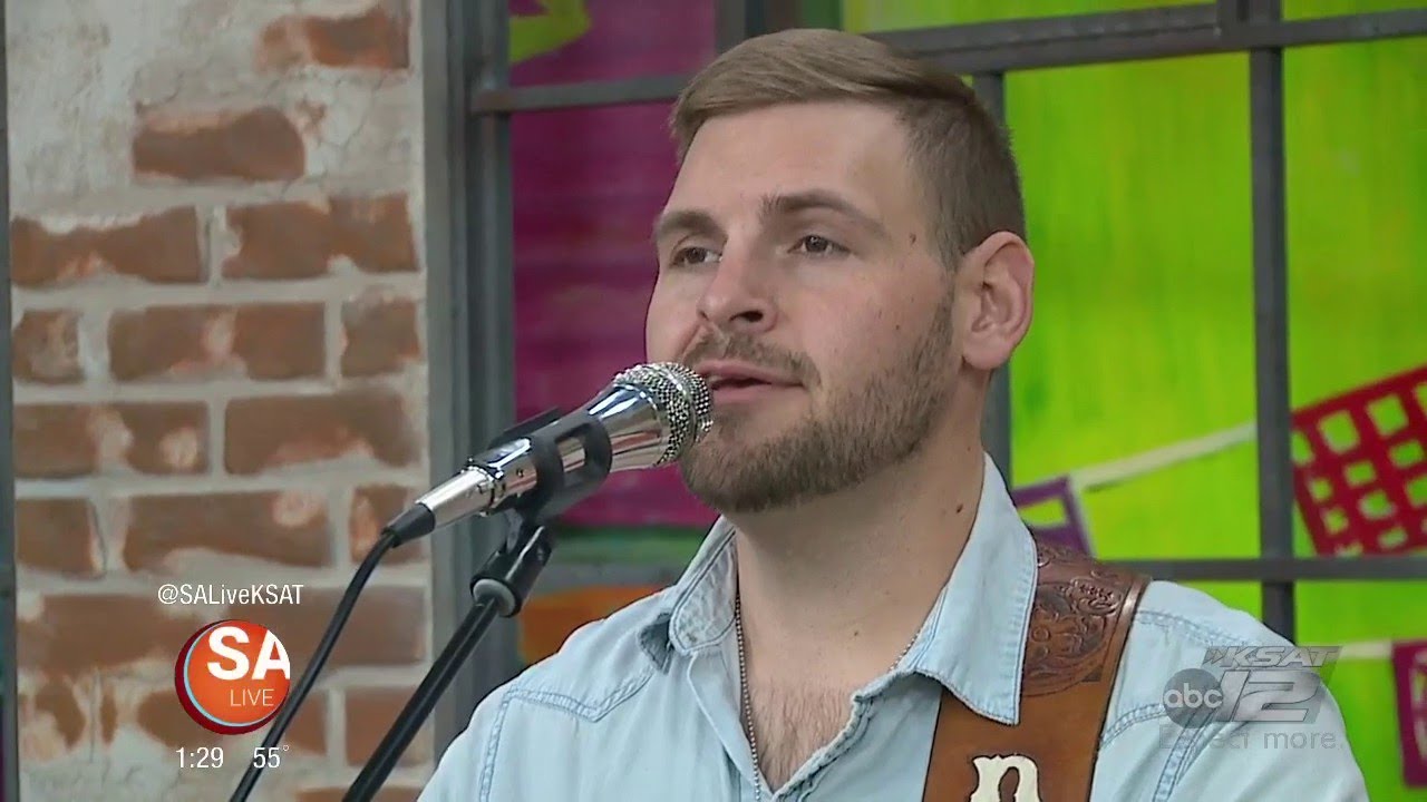 Damon Curtis performs on SA Live | KSAT 12
