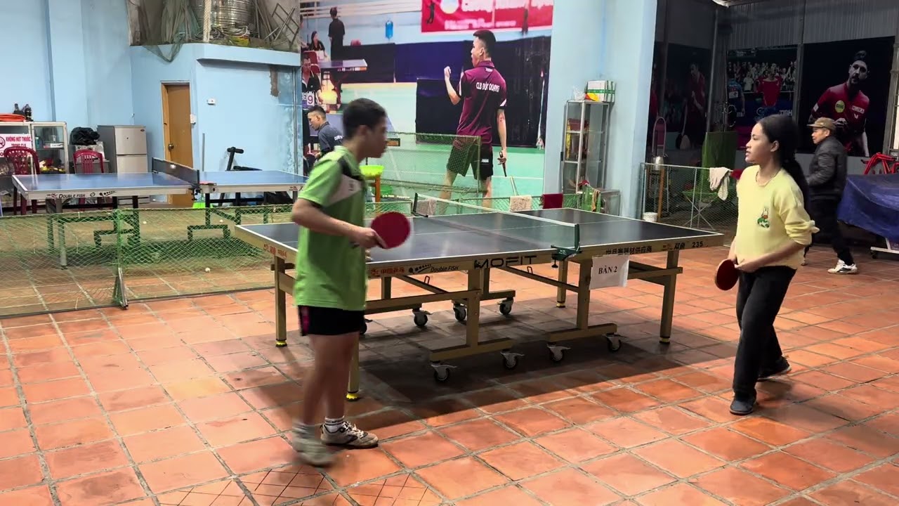 Cuối buổi thi đấu. 