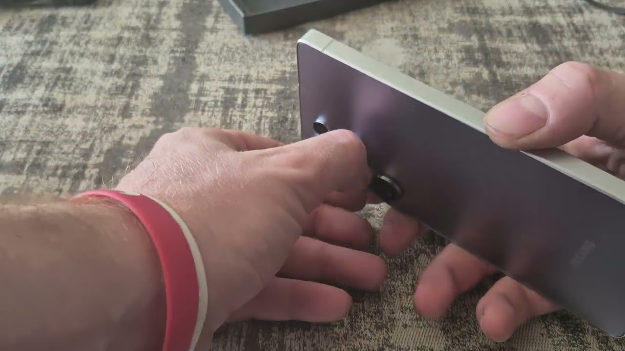 Распаковка Samsung S25 Ultra
