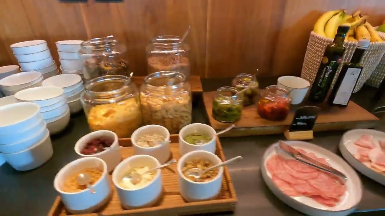 Pure Luxury! Park Hyatt Hotel Auckland Hotel Tour (5 Star Luxury Hotel)