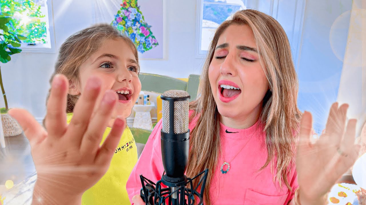 3 Year Old Sings with Mom🥺 (adorable)