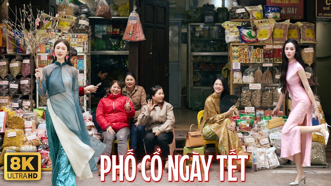 Khách Tây Thích Thú Trải Nghiệm Mùa Nồm Hà Nội | Phố Cổ Hà Nội Ngày Tết Đẹp Khác Lạ Trong Sương Mù