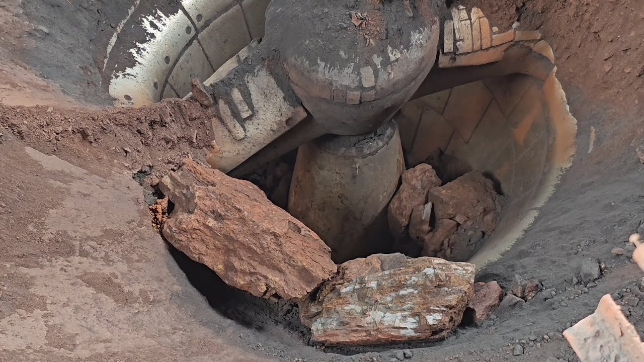 Iron ore mines & 1600 TPH Kobelco Gyratory Cone Crusher 