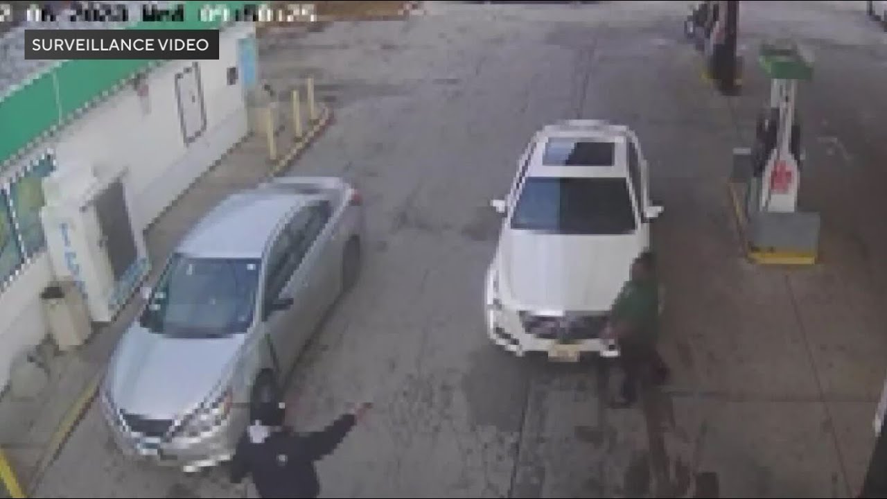 Surveillance video shows shooting at gas station on Chicago's Southwest Side