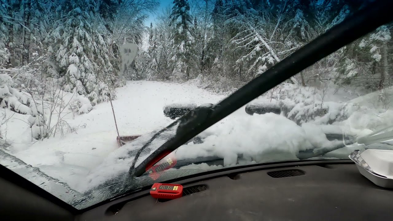 2nd Gen Ram 2500 Plowing 1st Snow Storm of 2021-22 || Boss V-Plow
