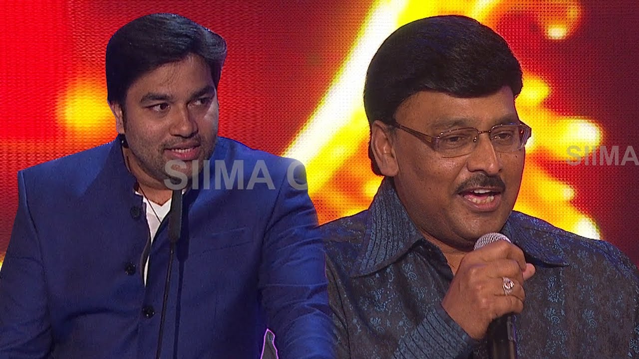 Comedy in Tamil Director Bhagyaraj narrating Story to Amitabh Bachchan in English
