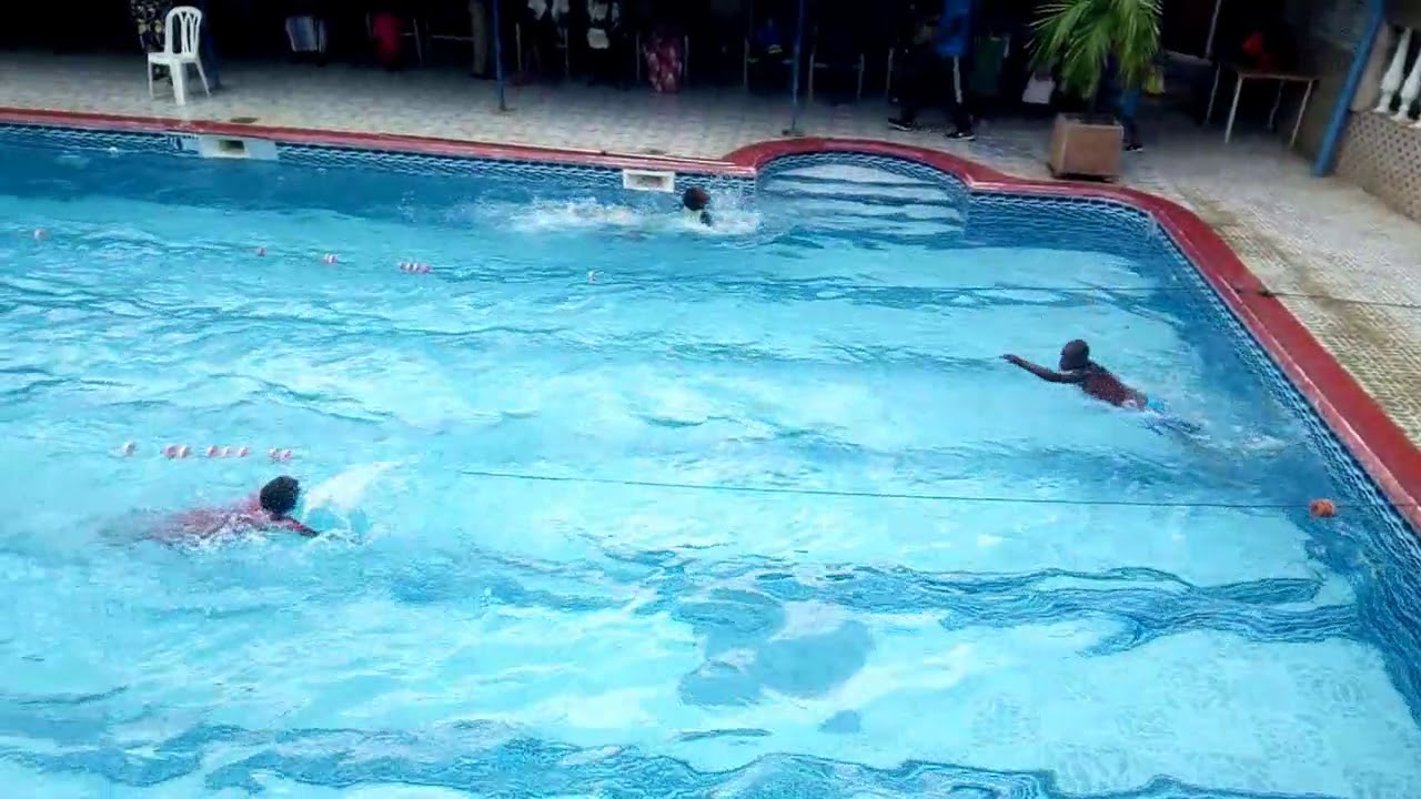 COMPÉTITION DE NATATION DU GEAN