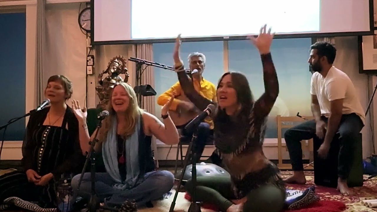 Om Gam Ganapataye Namaha - Masood Ali Khan Kirtan 2025