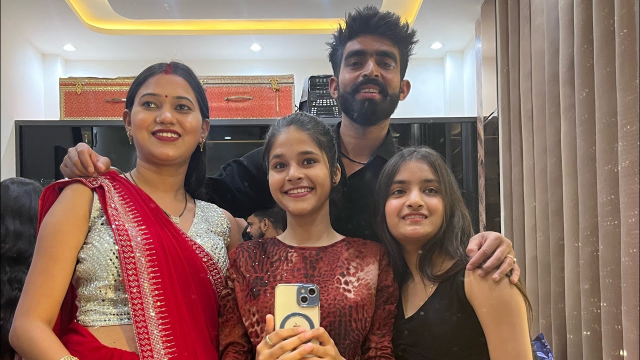 आरजू ने पसंद किया 1 लाख वाला लहँगा पहला लहंगा ही पसंद आ गया बहुत खर्चा कर दिया कौन देगा पैसे 😂😂