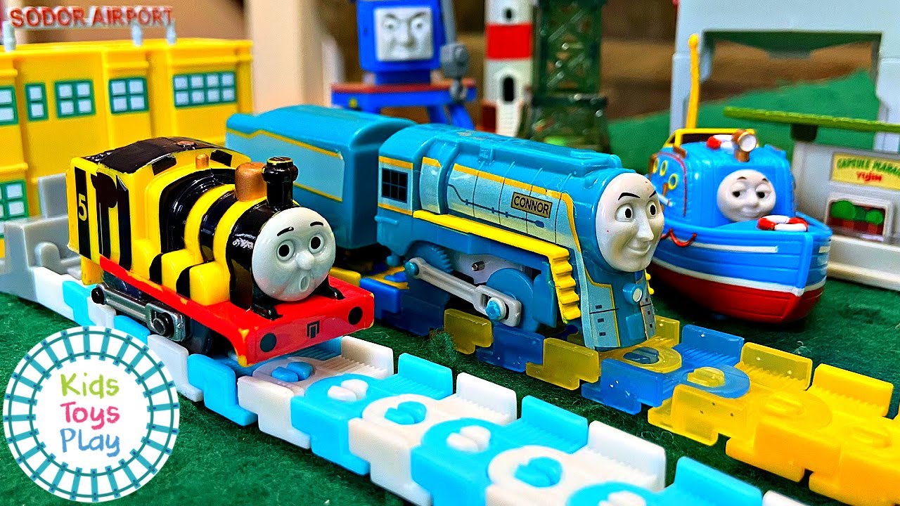Race Thomas TOMY Plarail Capsule Toy Trains with Kids Toys Play