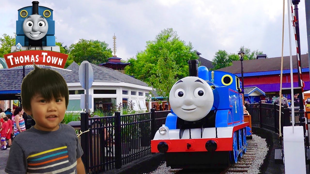 Thomas Town at Kennywood Opening Day | Rides and Walkthrough