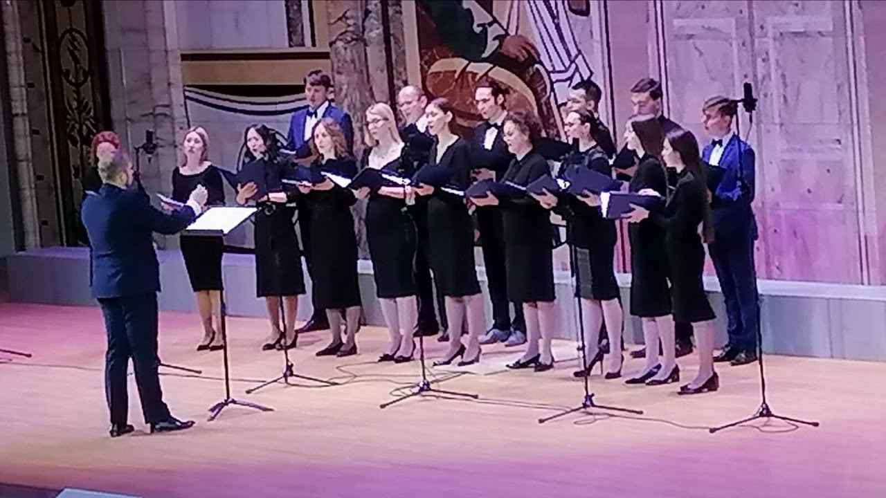 Хор Троицкого собора выступил на гала-концерте фестиваля «Свет Христов»