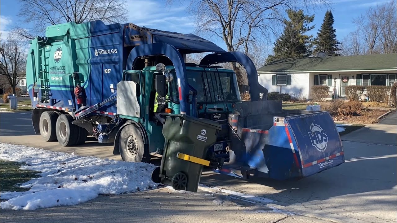 Homewood Disposal 1057 Helper Truck on Garbage 