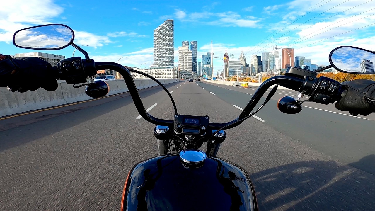 ASMR Motorcycle Ride POV | Toronto Fall Colours  | Harley-Davidson Street Bob 114 Engine Sound #pov