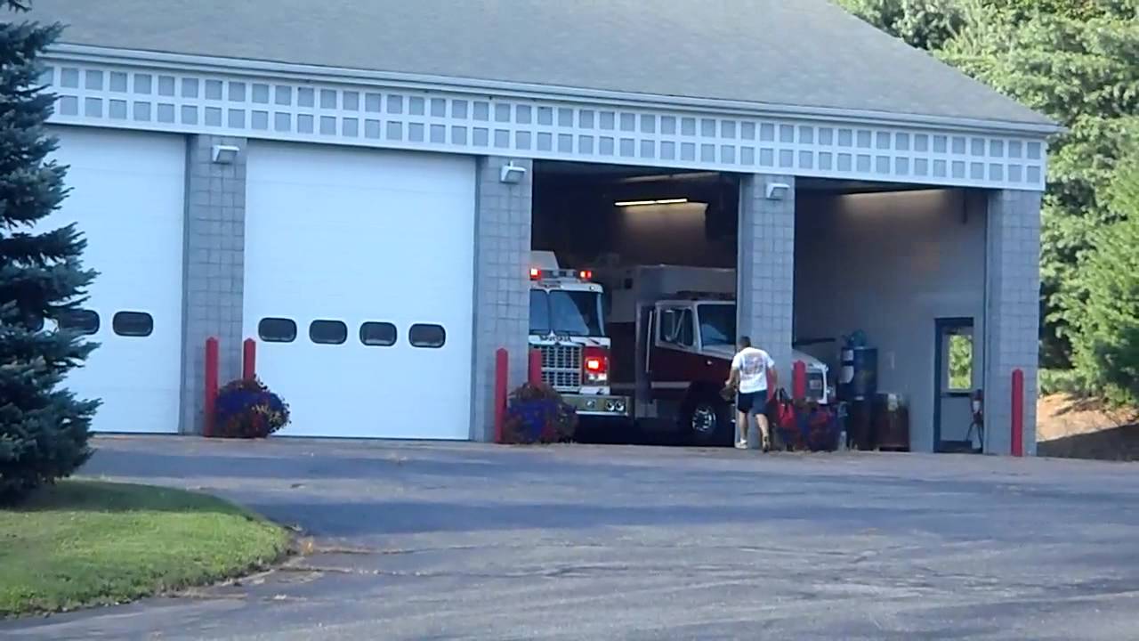 Bantam Volunteer Fire Company Engine 6 Responding To An MVA In HD