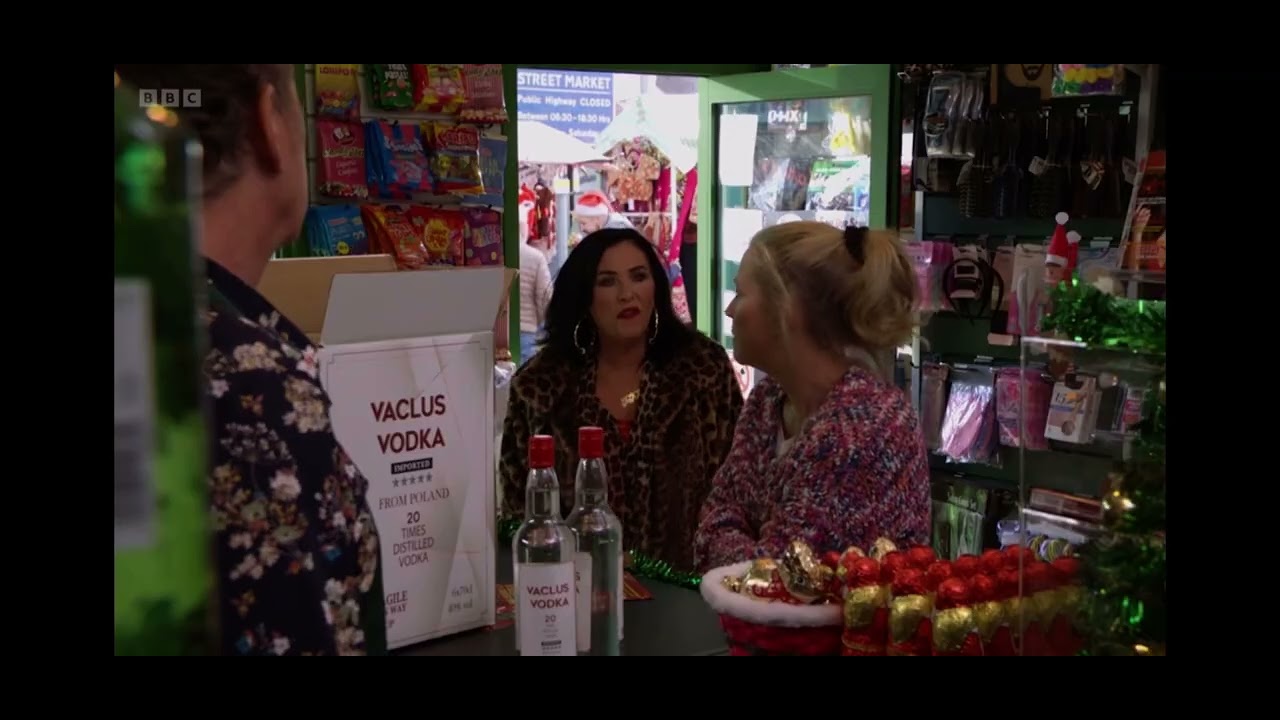 Eastenders: Linda Carter Vs Alfie Moon And Kat Slater (11th December 2024)