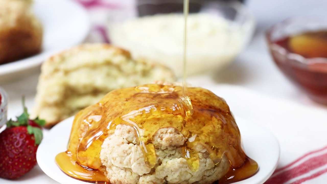 Fluffy Cathead Biscuits