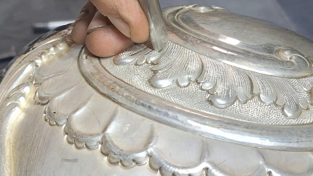 Ручное серебряное искусство: линии, которые бросают вызов времени
