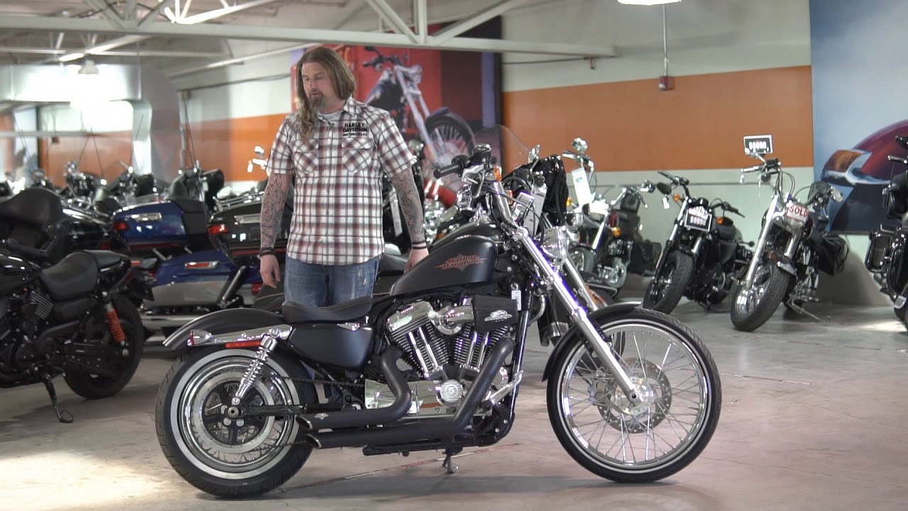 Harley Davidson 72 2014 года с модернизированным двигателем и выхлопной системой Vance and Hines ...