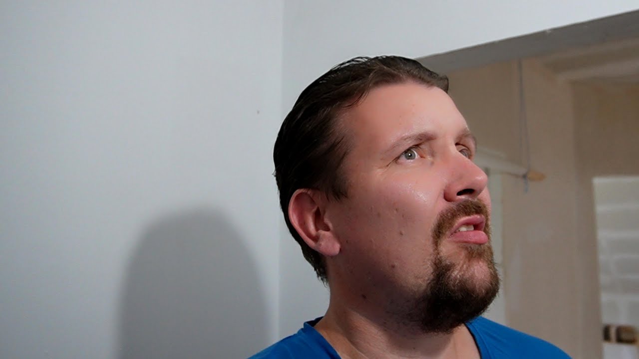 Spachteln mit Glasfaservlies & arbeiten mit Mücken... - Bau-Vlog