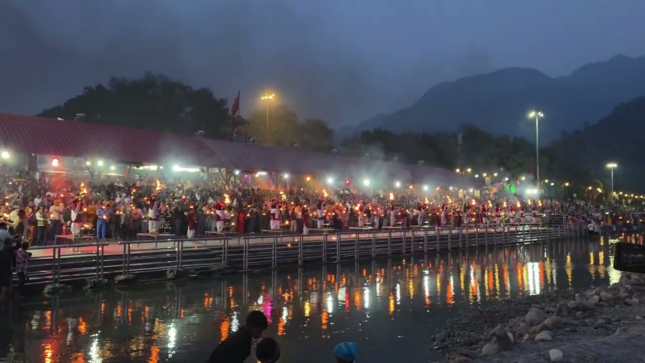 Evening Ganga Aarati | Triveni Ghat | Rishikesh | Uttarakhand 