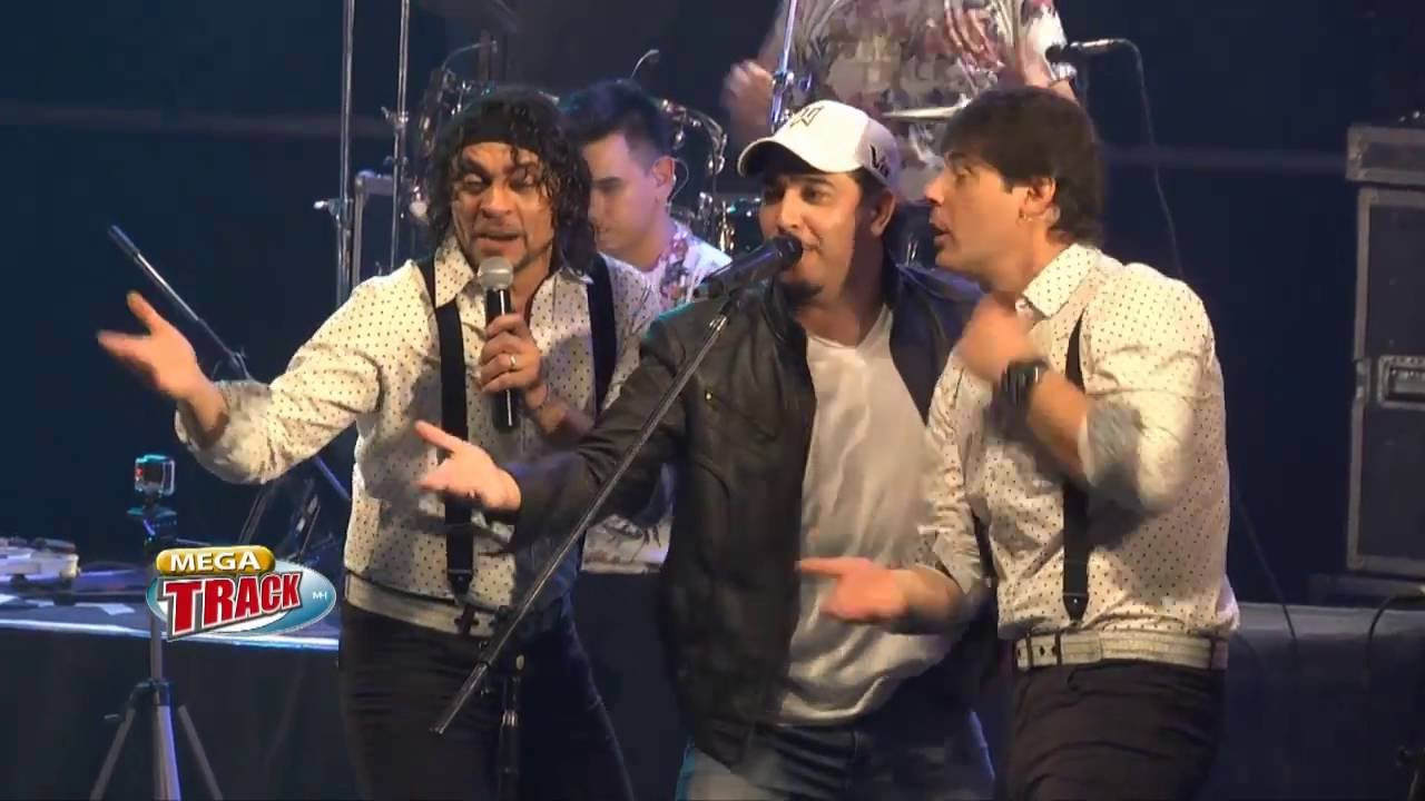 Megatrack - Lobo  // Canta: Hugo (En vivo)