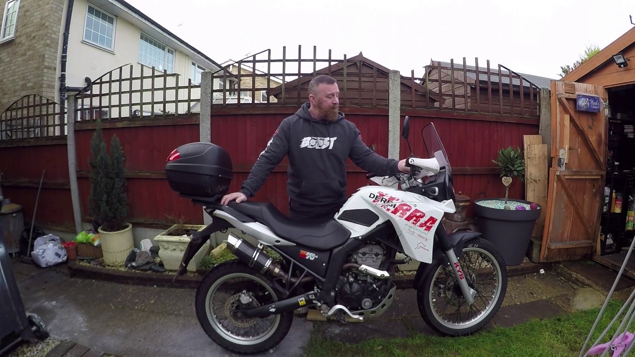 DERBI TERRA 125 Оглянитесь вокруг и подумайте, что нужно сделать. Марк Сэвидж