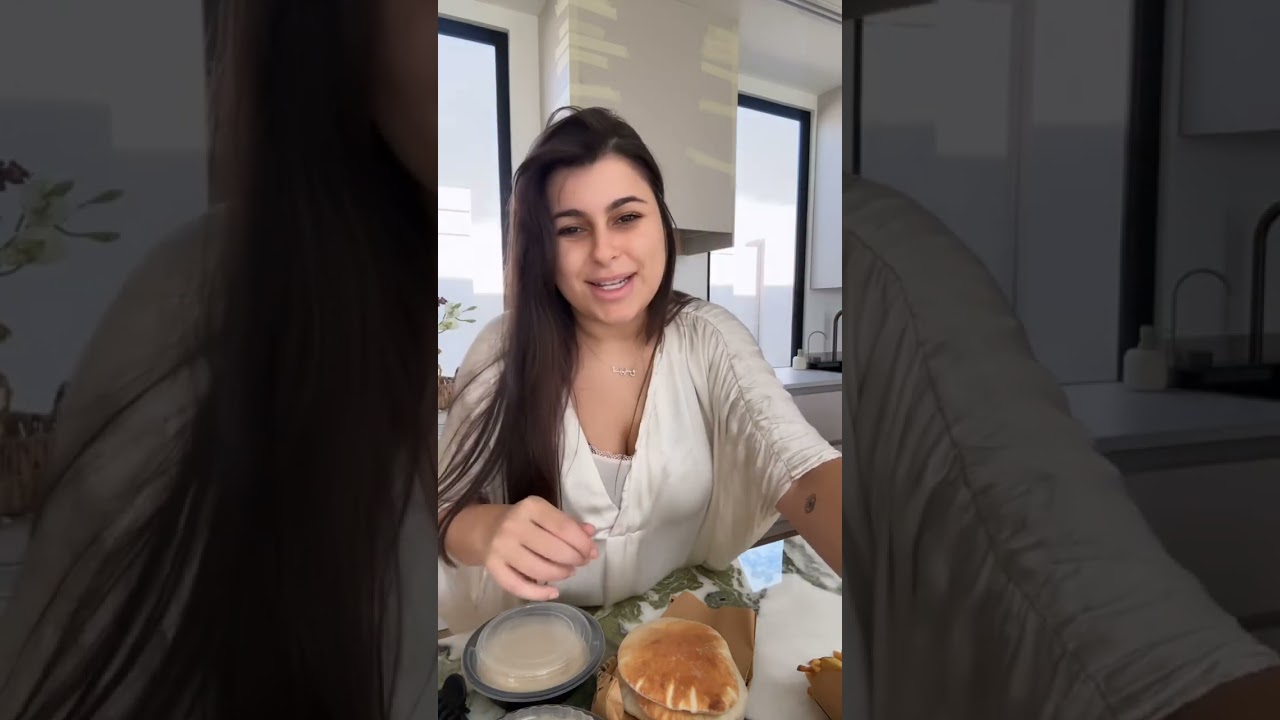 مينا الشخيلي ماما راح نشتاقلج كومة 😞♥️ الله لا يحرمنا منج♥️اسبوع ملينا حب و حنيه من الحبايب