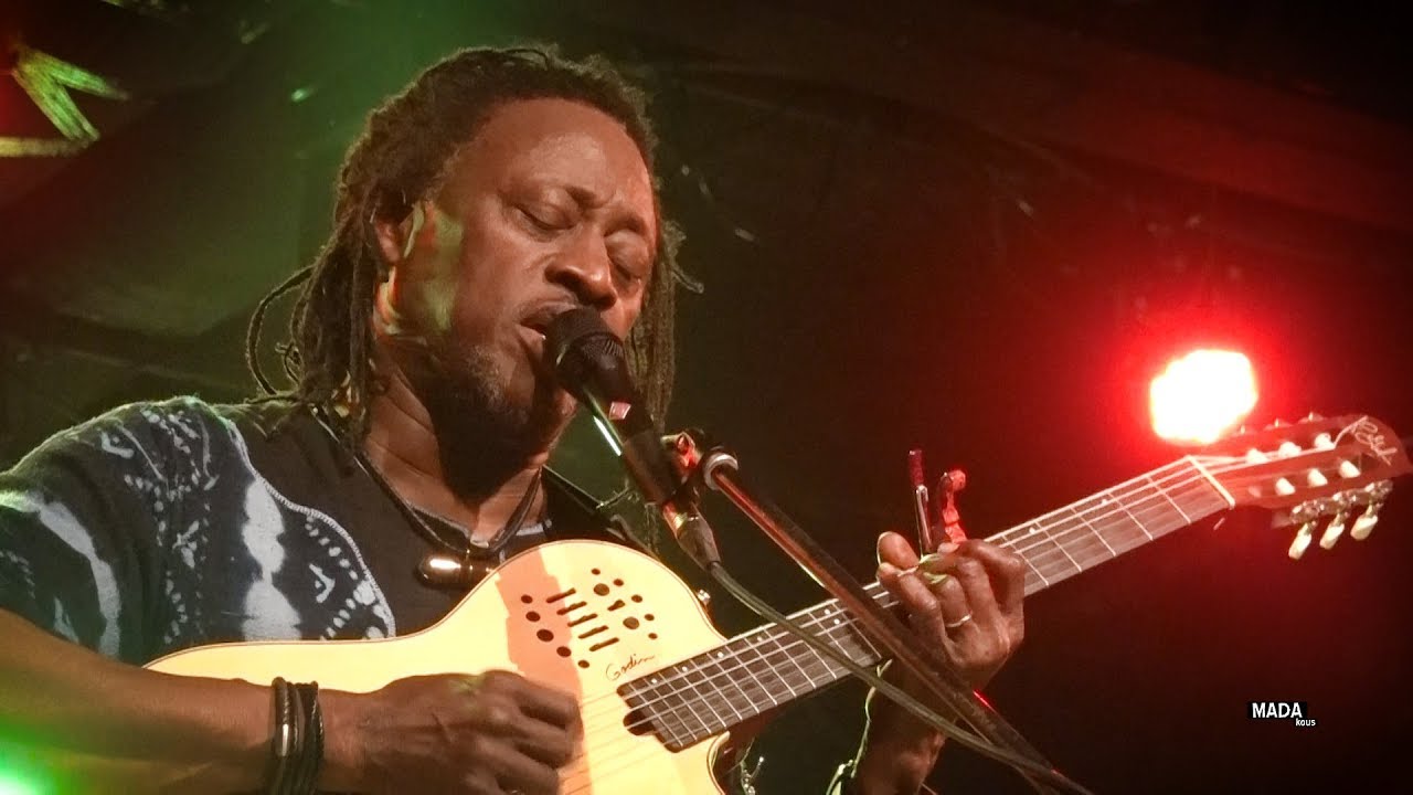 Habib Koité & Bamada live
