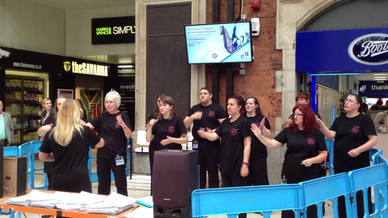 Vision Signing Choir. (God save the Queen and Paradise)
