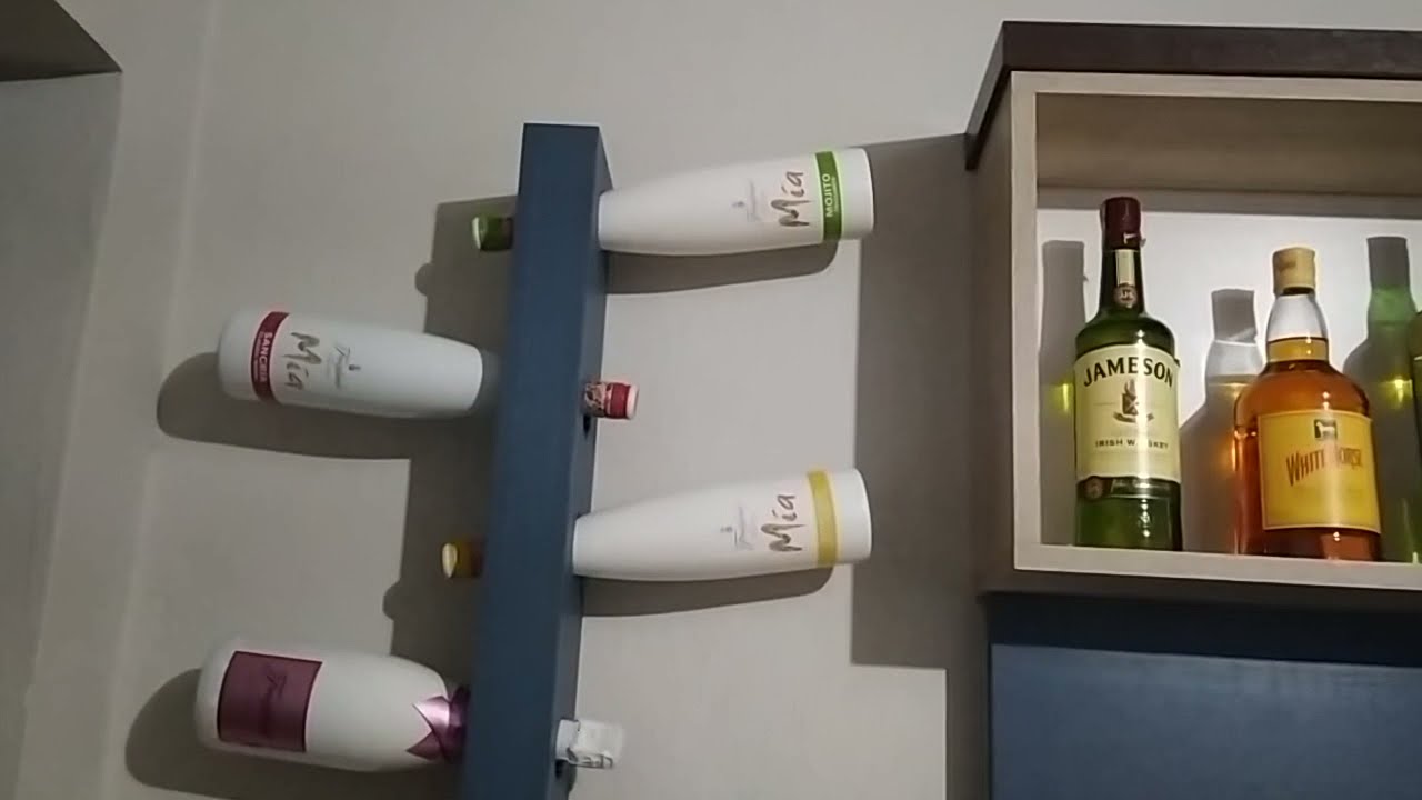 Adega VERTICAL em Casa para quem ama vinhos e Painel de TV com #adega integrada. V&iacute;deo 358.