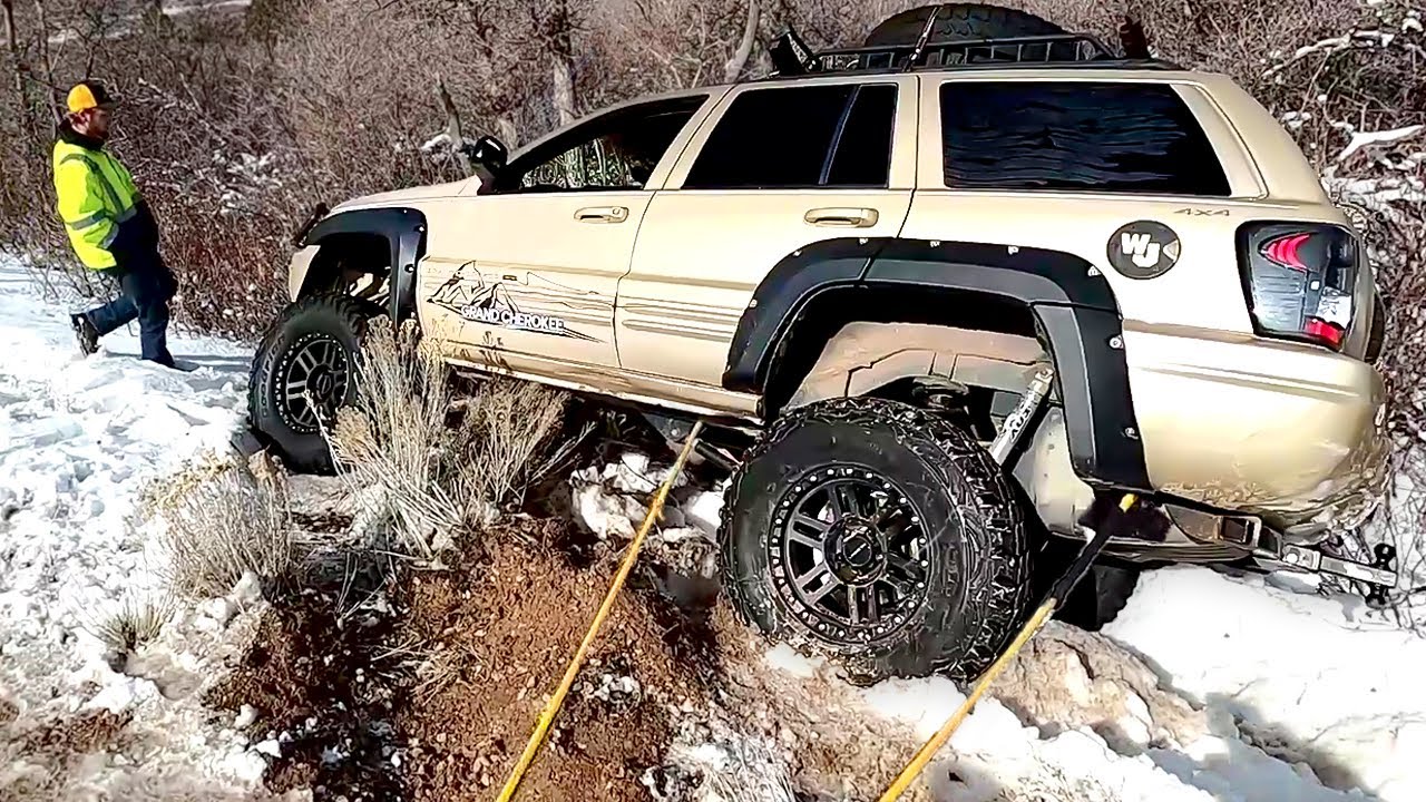 Jeep Crashes Hard Into A Ditch!