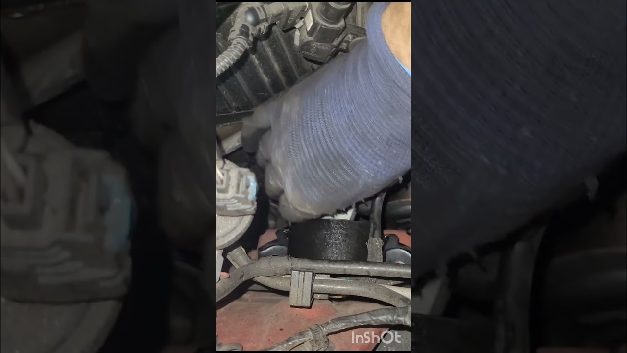 Como trocar o coxim do câmbio do Renault Kwid | Acaba com trancos e vibrações