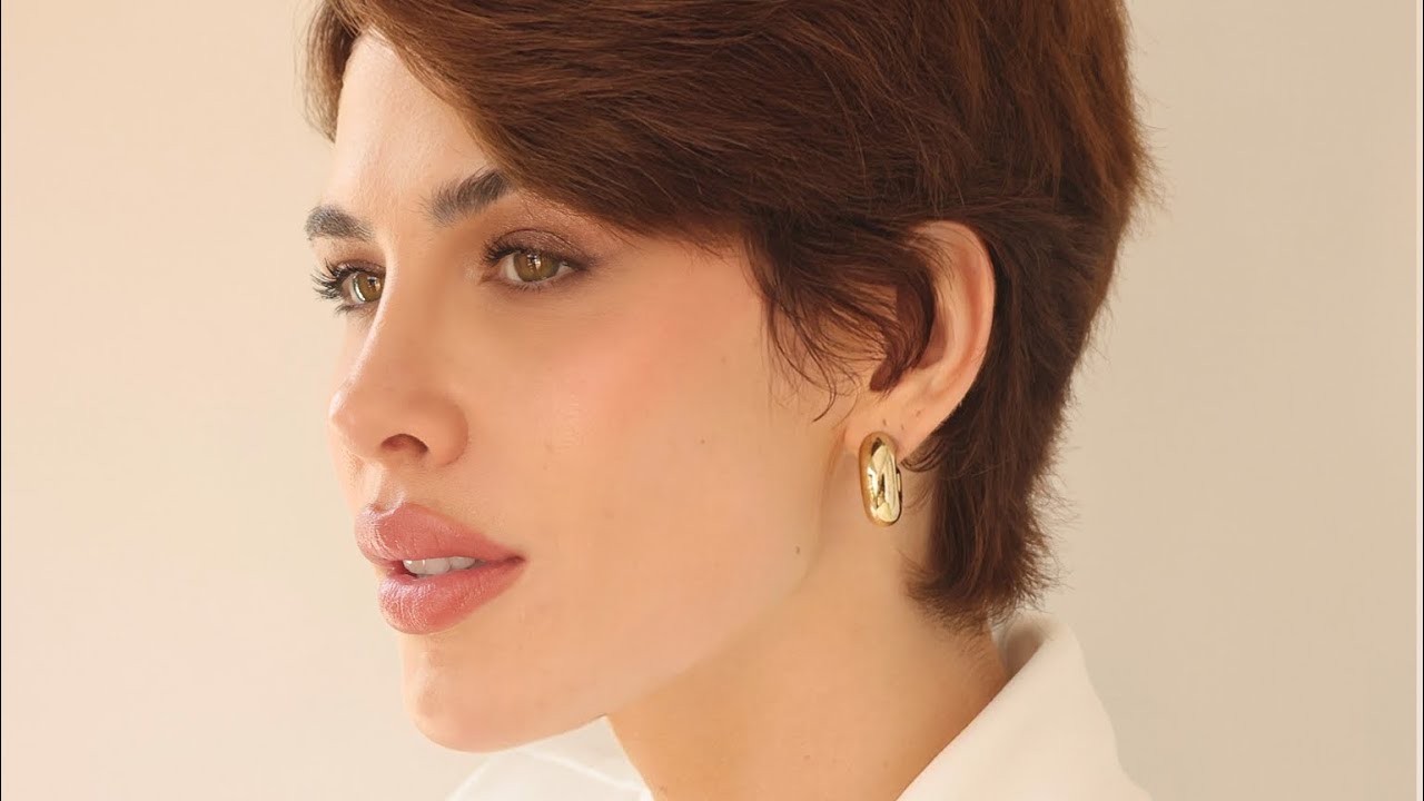 Bruna Zanardo, Miss Universe Rio de Janeiro 2026, apresenta uma trajet&oacute;ria de recome&ccedil;o e coragem.