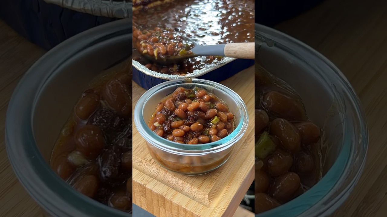 The BEST Smoked Baked Beans for your next cookout #grilling #bbq #recipe