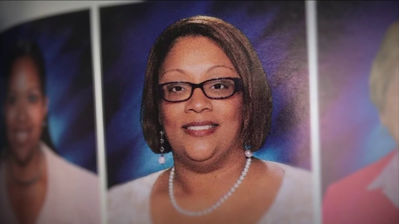 Students return to school after teacher's death