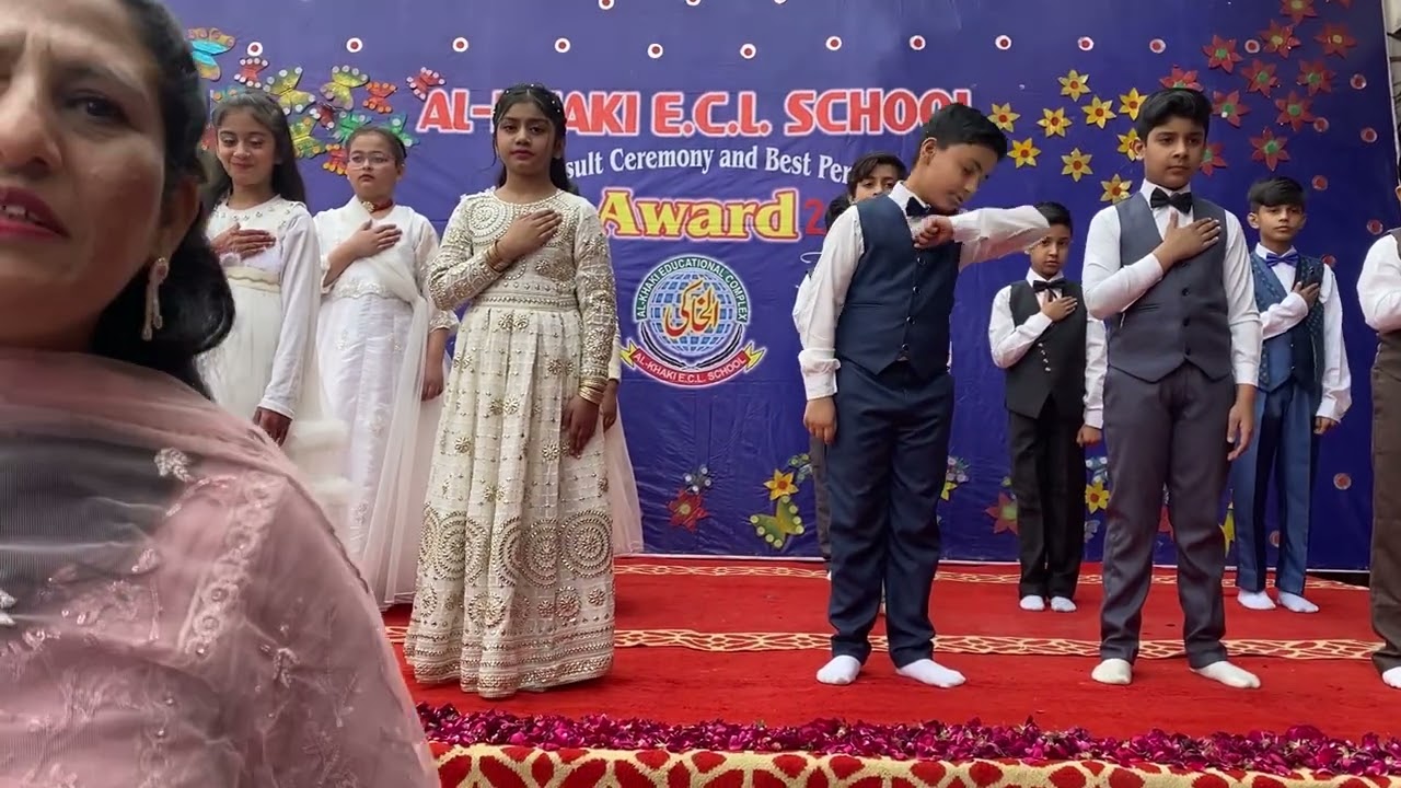 Maa dekhi jab SE dunya performance at Al Khaki ECL School | tribute to parents tablo