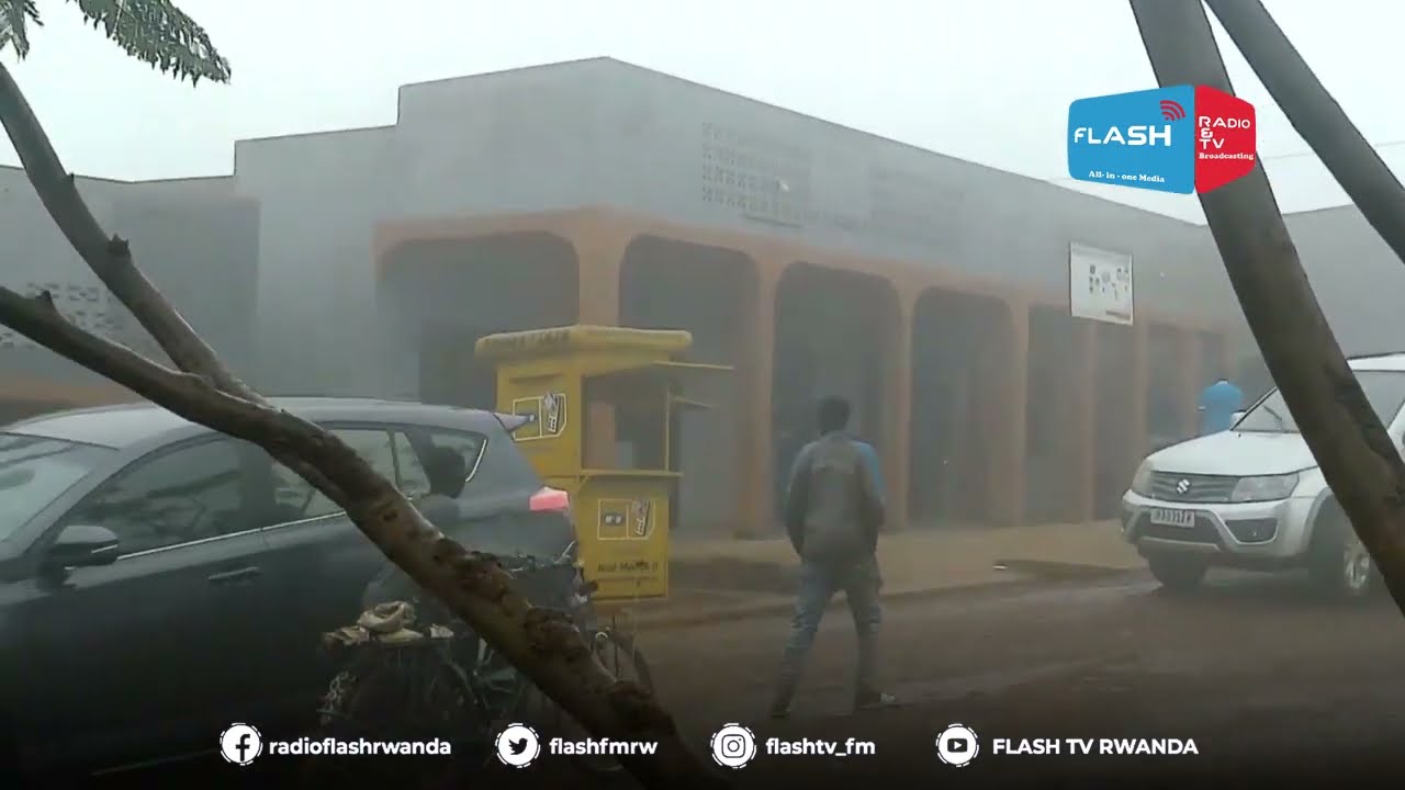 GATSIBO: BARASABA KUBAKIRWA IRINDI SOKO KOKO KUBERA KO IRYO BAFITE BANYAGIRWA IYO IMVURA IGUYE
