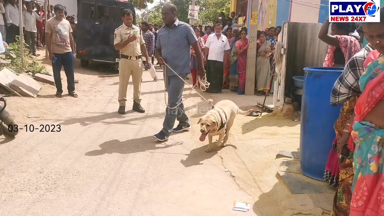 ఆదోని DSP శివ నారాయణ స్వామి ప్రెస్ మీట్...1Town Police Station Adoni Vikram Simha Ci 2Town...