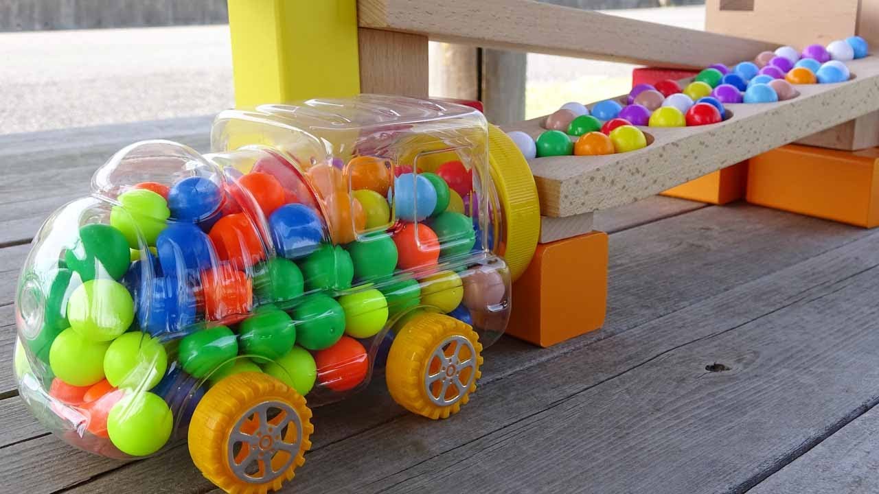 Marble Run Race ☆ HABA Slope & Tokyo Garbage Truck, Retro Marlboro Truck #51
