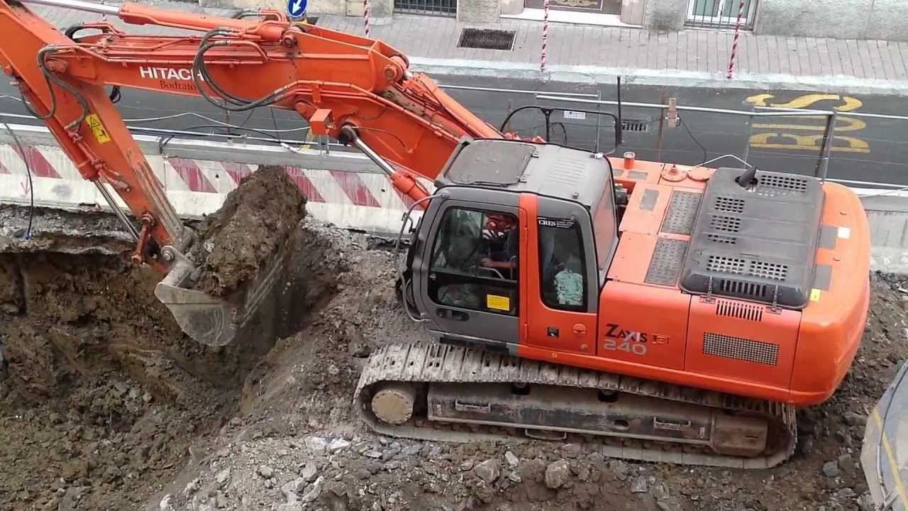 hitachi zaxis scavatore