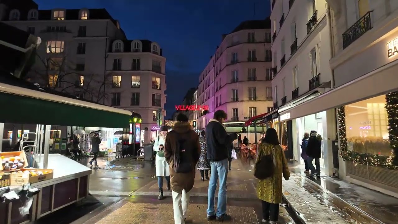 rue Levis (Paris 17e) during Christmas