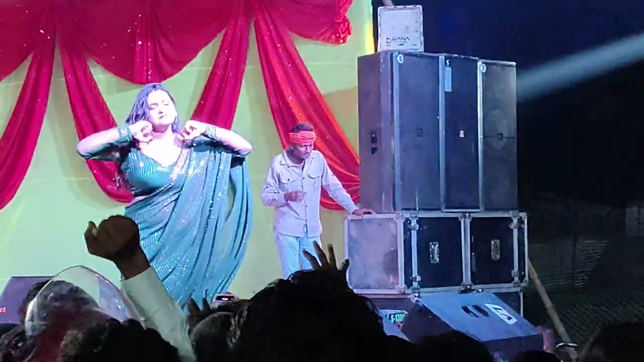 viral video #Beauty Mehta stage show Bhagwan #Pawan Singh 2025