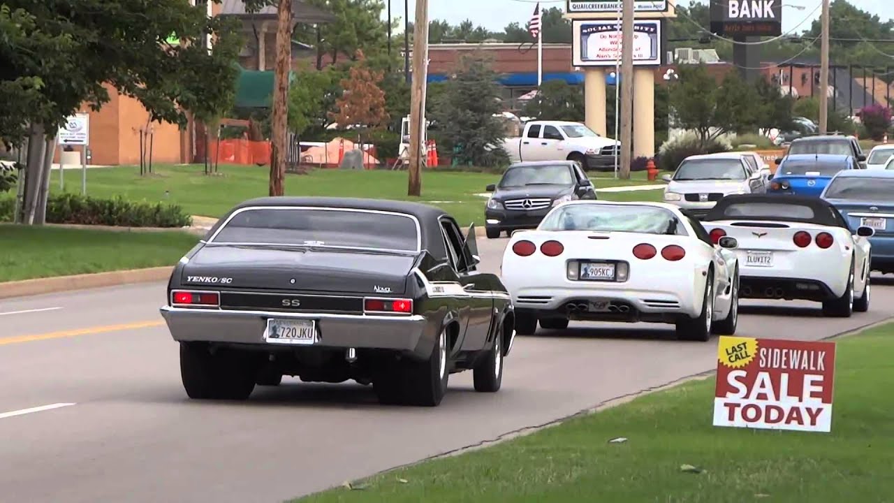 Amazing Muscle Car Burnouts & Drive bys